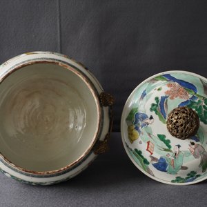 A Chinese gilt bronze-mounted famille verte bowl and cover, Kangxi — 照片 32