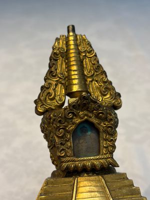 A Chinese gilt-copper stupa, Qing — photo 6