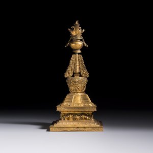 A Chinese gilt-copper stupa, Qing — photo 3