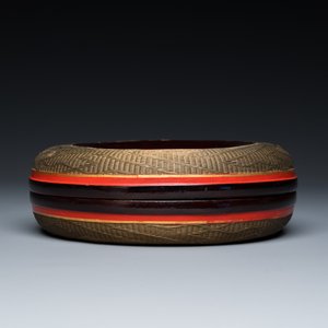 A Chinese gilt-copper-wire-mounted red and brown lacquer necklace box and cover, 18/19th C. — 照片 7