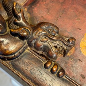 A Chinese gilt-decorated black-red-lacquered huali wooden 'Hui Su Xin 會素心' plaque, Kangxi mark and possibly of the period — 照片 22