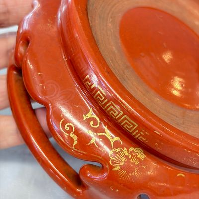 A Chinese gilt-decorated coral-red-glazed stand — photo 7
