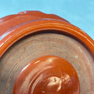 A Chinese gilt-decorated coral-red-glazed stand — photo 8