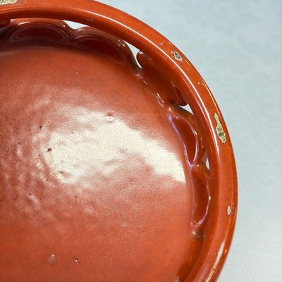 A Chinese gilt-decorated coral-red-glazed stand — photo 12