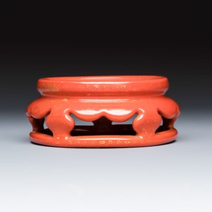 A Chinese gilt-decorated coral-red-glazed stand — photo 4