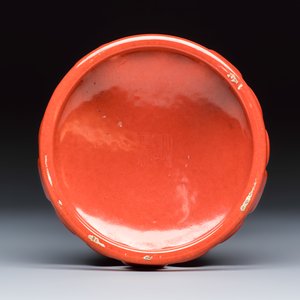 A Chinese gilt-decorated coral-red-glazed stand — photo 7