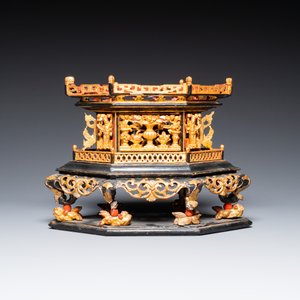 A Chinese gilt lacquer altar piece or 'chanab' for the Straits or Peranakan market, 19/20th C. — 照片 10