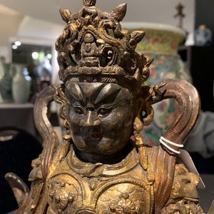 A Chinese gilt-lacquered bronze figure of Weituo, Ming — photo 16