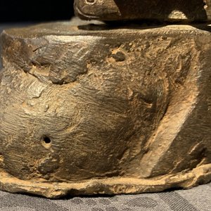 A Chinese gilt-lacquered bronze figure of Weituo, Ming — photo 26