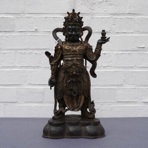 A Chinese gilt-lacquered bronze figure of Weituo, Ming — photo 8
