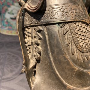 A Chinese gilt-lacquered bronze figure of Weituo, Ming — 照片 30