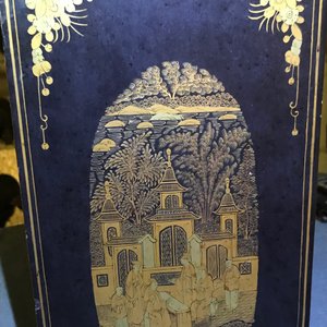 A Chinese gilt-lacquered cabinet and a box, Canton, 19th C. — 照片 52