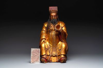 A Chinese gilt-lacquered figure of the star god Lu 祿, 19th C.