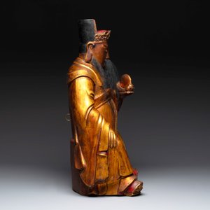 A Chinese gilt-lacquered figure of the star god Lu 祿, 19th C. — photo 5