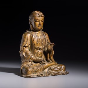 A Chinese gilt-lacquered wooden seated Bodhisattva, Ming — foto 5