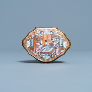 A Chinese gilt-mounted famille rose snuff box, Qianlong — 照片 3