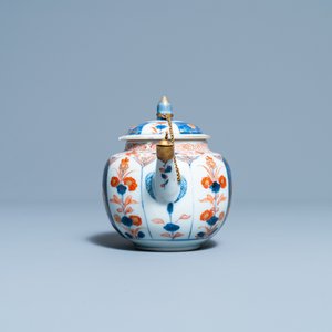 A Chinese gilt-mounted Imari-style teapot and cover, Kangxi — 照片 5