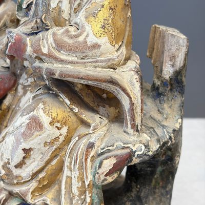 A Chinese gilt-polychromed carved wooden group of Guanyin and child — photo 12