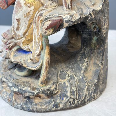 A Chinese gilt-polychromed carved wooden group of Guanyin and child — photo 13