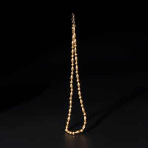 A Chinese gold necklace, Ming — 照片 1