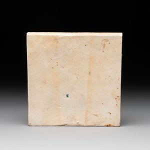 A Chinese green-and-yellow-enamelled blue and white 'Long Eliza' tile, Kangxi — photo 2