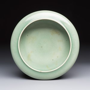 A Chinese green-glazed brush washer, 18th C. — photo 6
