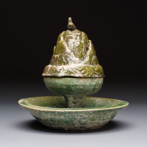 A Chinese green-glazed pottery 'Boshanlu' stemmed censer and cover, Han — photo 3