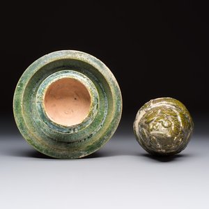 A Chinese green-glazed pottery 'Boshanlu' stemmed censer and cover, Han — photo 6