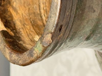 A Chinese green-glazed pottery vase — photo 12