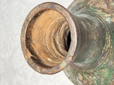 A Chinese green-glazed pottery vase — photo 8