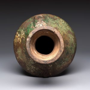 A Chinese green-glazed pottery vase — photo 6