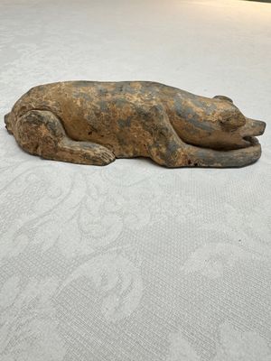 A Chinese grey pottery model of a reclining dog, Han — photo 2