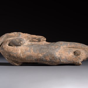 A Chinese grey pottery model of a reclining dog, Han — photo 6
