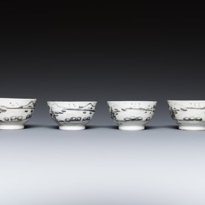 A Chinese grisaille 11-piece tea service with a European lady with a child, Qianlong — 照片 11