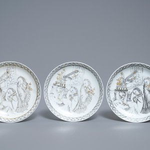 A Chinese grisaille 15-piece tea service with 'brothel' design, Yongzheng/Qianlong — photo 4