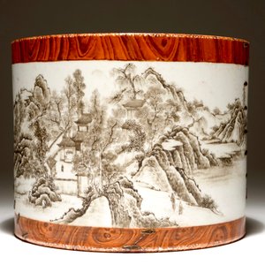 A Chinese grisaille and faux bois brush pot, Qianlong mark, 20th C. — photo 4