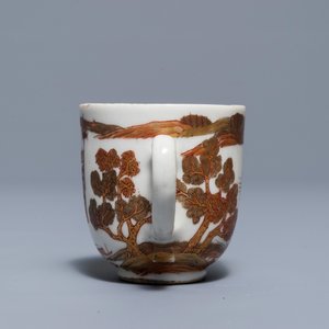 A Chinese grisaille and gilt cup and saucer with a large ship, Yongzheng/Qianlong — photo 5