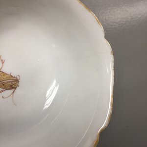 A Chinese grisaille and gilt cup and saucer with ducks and insects, Yongzheng, 1723-1735 — photo 10