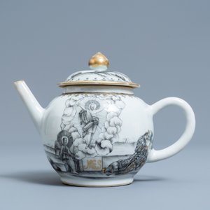 A Chinese grisaille and gilt 'Resurrection' teapot and cover, Qianlong — photo 2