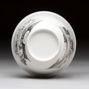 A Chinese grisaille 'Castricum, Blaricum and Workum' cup and saucer, Qianlong — photo 9