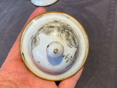 A Chinese grisaille garniture of five 'landscape' vases, Yongzheng — photo 2