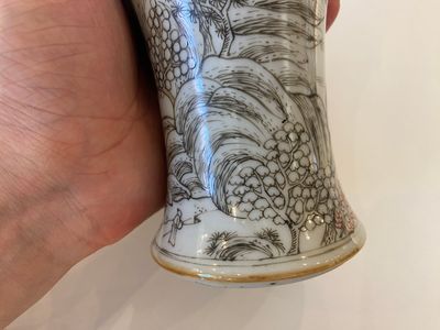A Chinese grisaille garniture of five 'landscape' vases, Yongzheng — photo 22