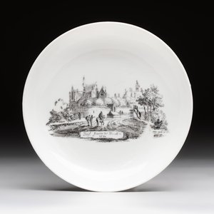 A Chinese grisaille 'Haarlem, Leersum and Liesveld' cup and saucer, Qianlong — photo 2
