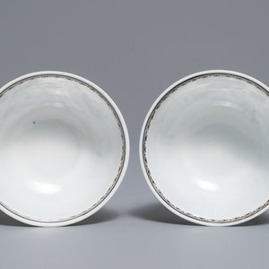 A Chinese grisaille 'immortals and tiger' plate and a pair of 'jesuit' cups and saucers, Qianlong — 照片 8