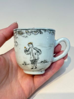 A Chinese grisaille semi-erotic 'La Nourriture' nine-piece tea service, Qianlong — foto 20