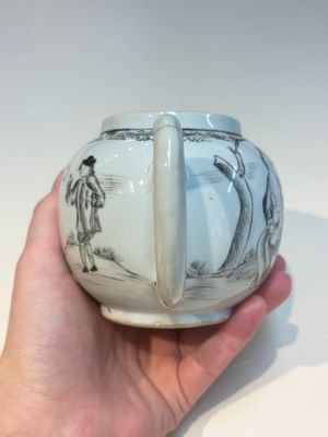 A Chinese grisaille semi-erotic 'La Nourriture' nine-piece tea service, Qianlong — foto 3