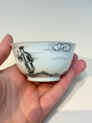 A Chinese grisaille semi-erotic 'La Nourriture' nine-piece tea service, Qianlong — foto 41