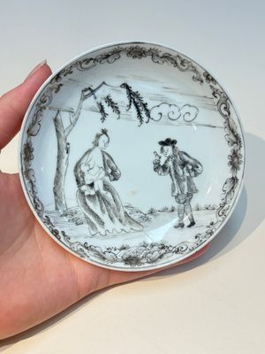 A Chinese grisaille semi-erotic 'La Nourriture' nine-piece tea service, Qianlong — foto 47