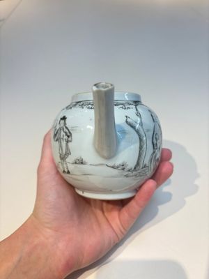 A Chinese grisaille semi-erotic 'La Nourriture' nine-piece tea service, Qianlong — foto 5