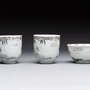 A Chinese grisaille semi-erotic 'La Nourriture' nine-piece tea service, Qianlong — foto 5